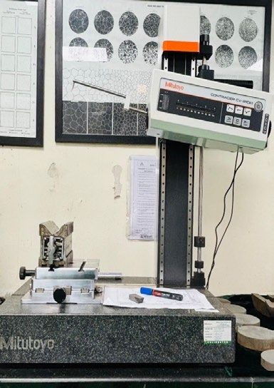 Mitutoyo Contracer on a granite plate